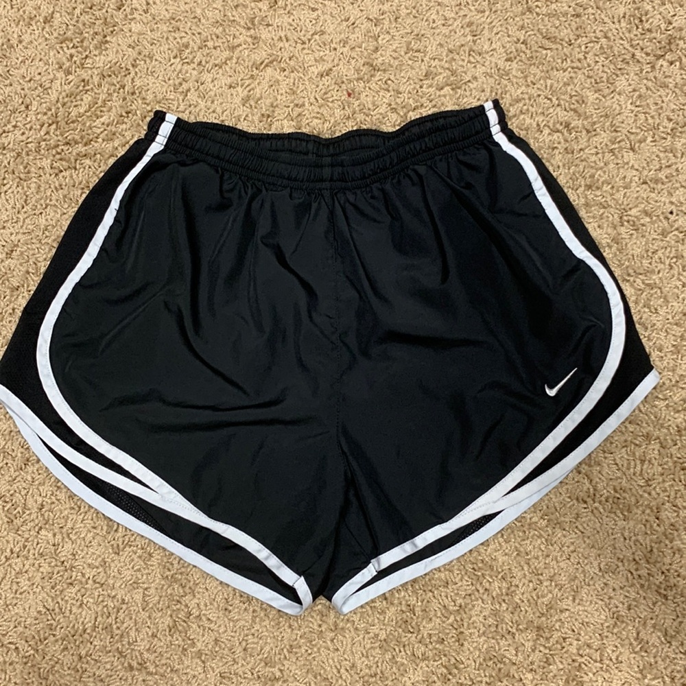 Nike Dri Fit Shorts Size Medium